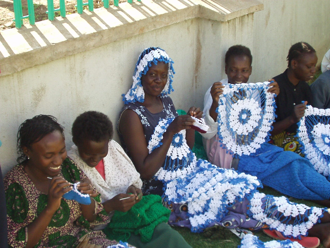 2002 - Women learning embroidery with the support of AVSI 2002 - Women learning embroidery with the support of AVSI