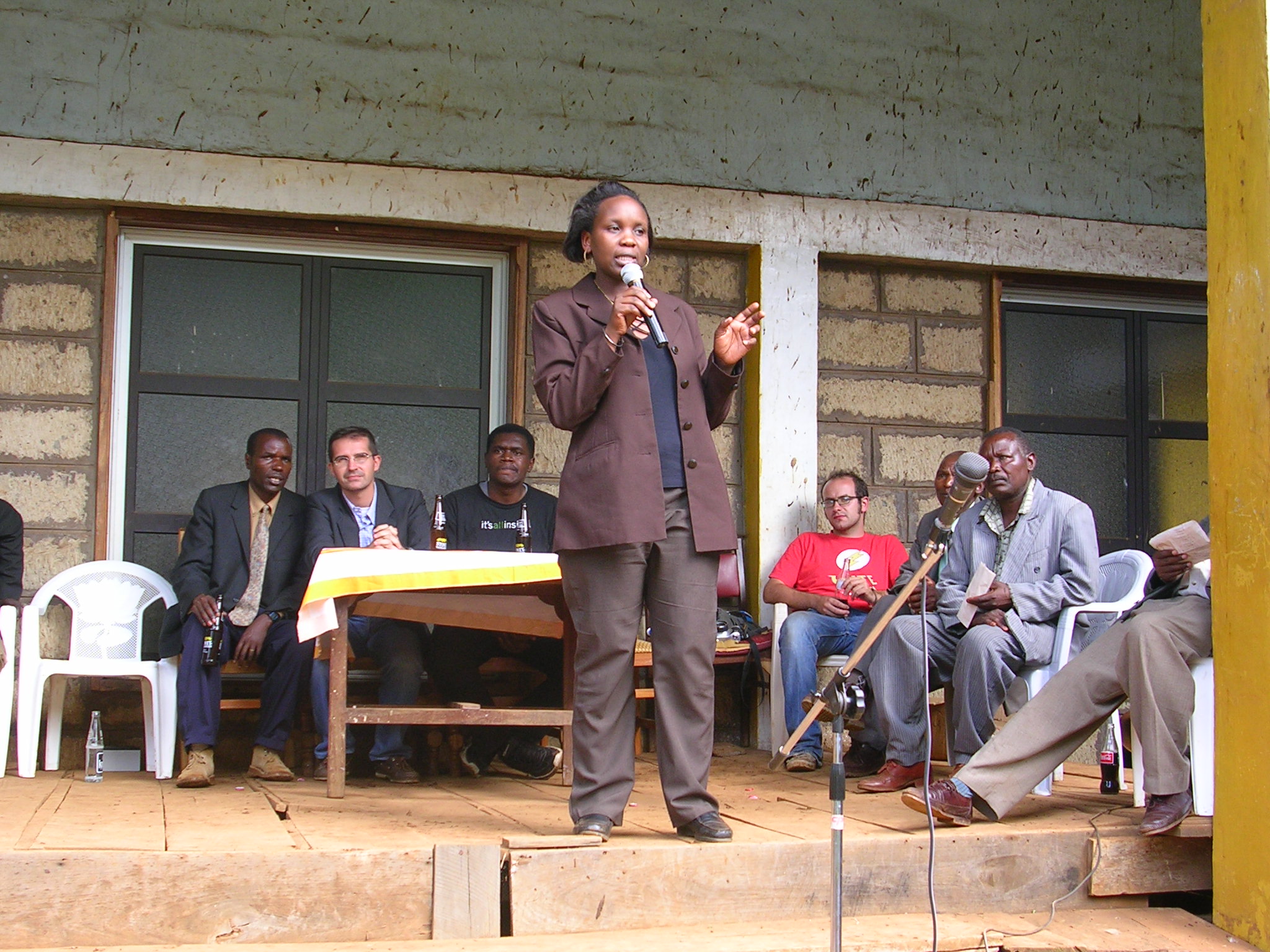 2013 - Romana speaks in Mutuati