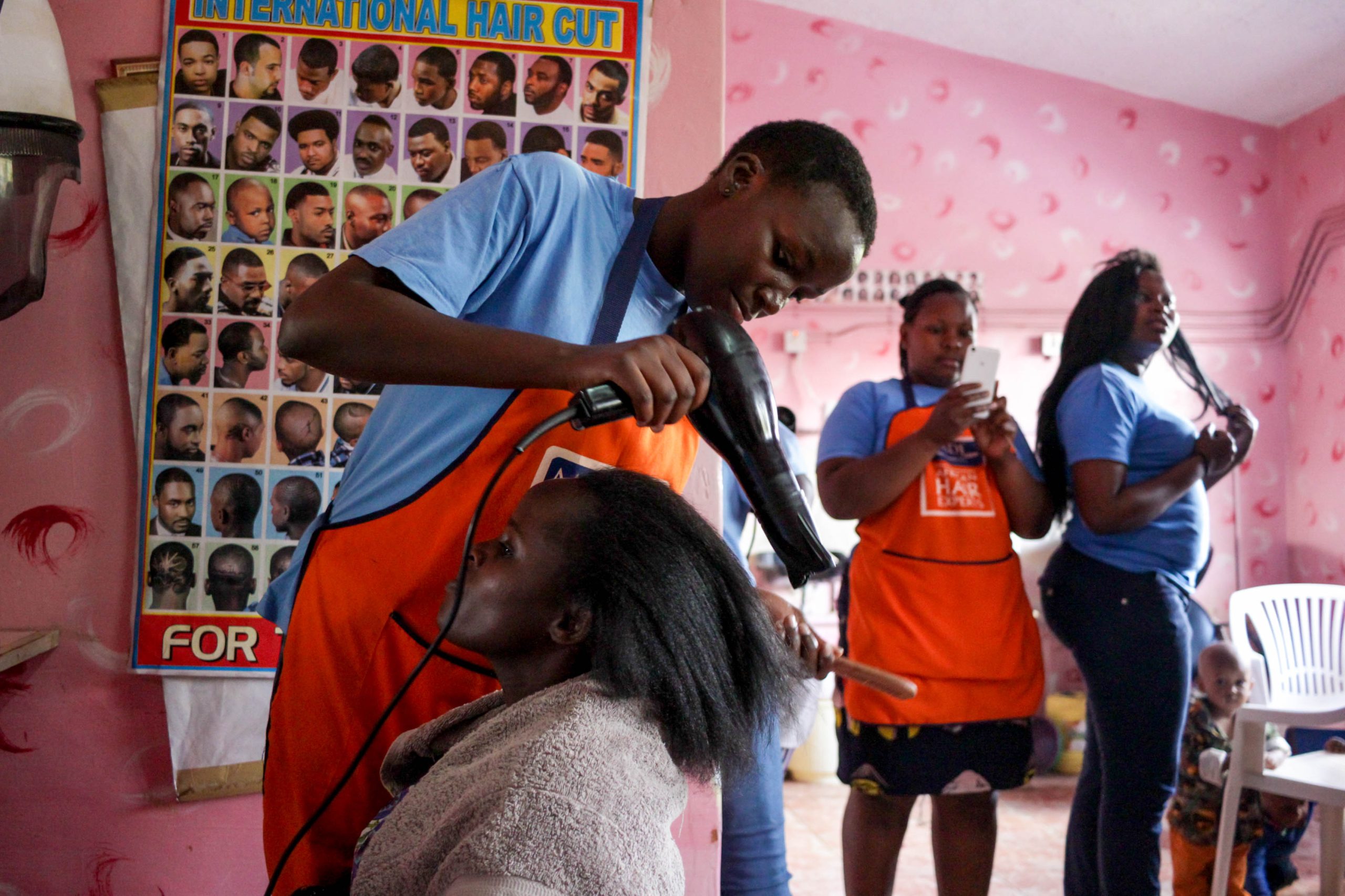 2017-St-Kizito-students-on-Hairdressing