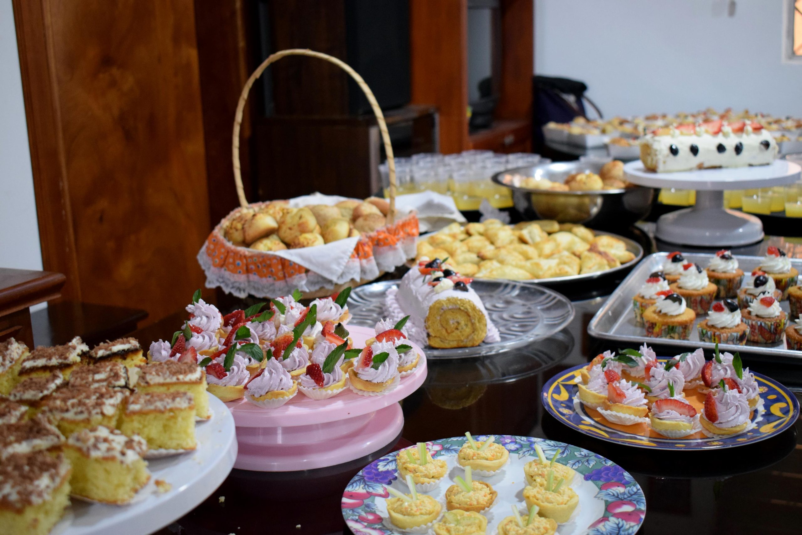 a buffet during a ceremony day of Integrados, Ecuador
