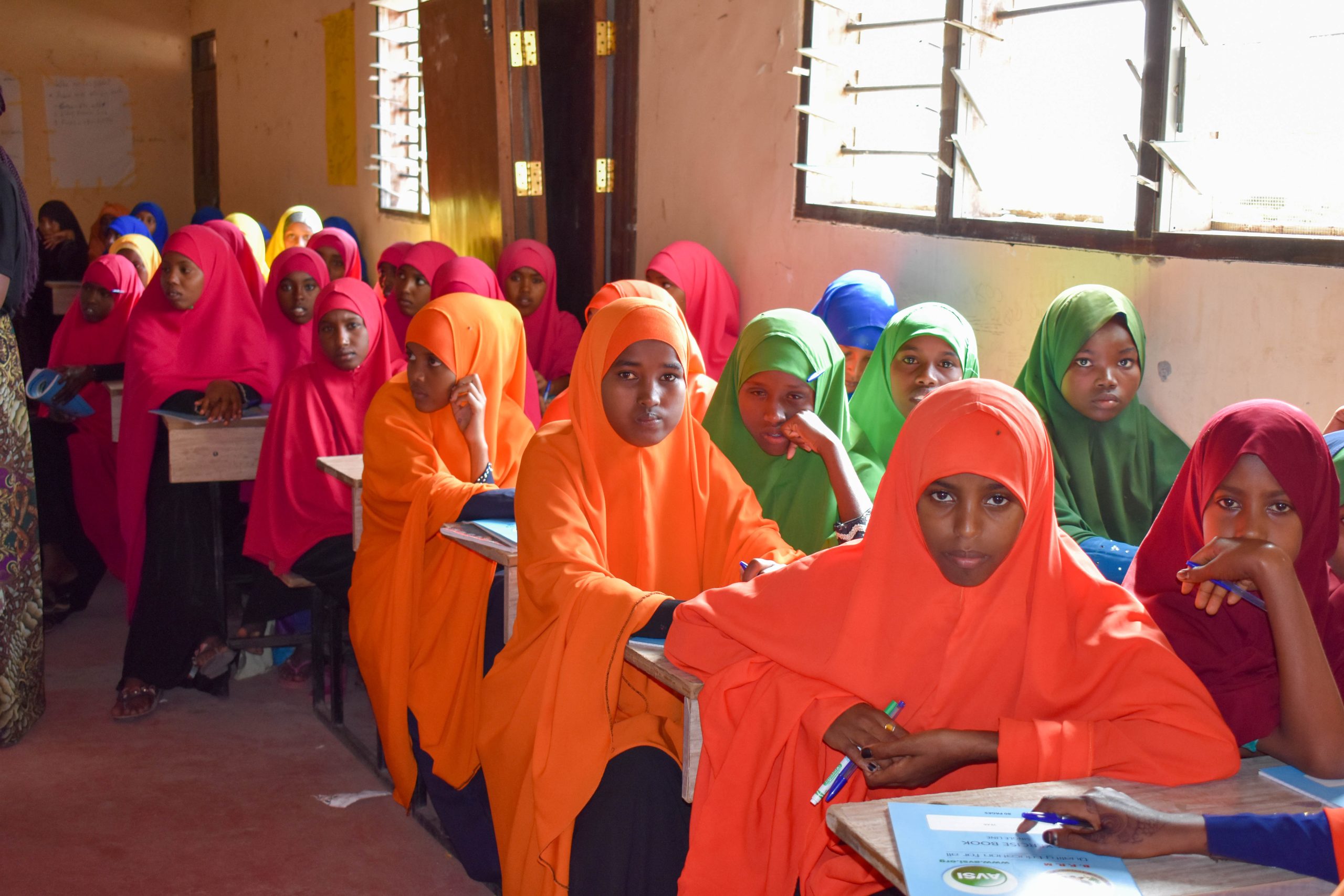 A-group-of-girls-in-Dadaab-refugee-camp-attending-a-session-for-girls