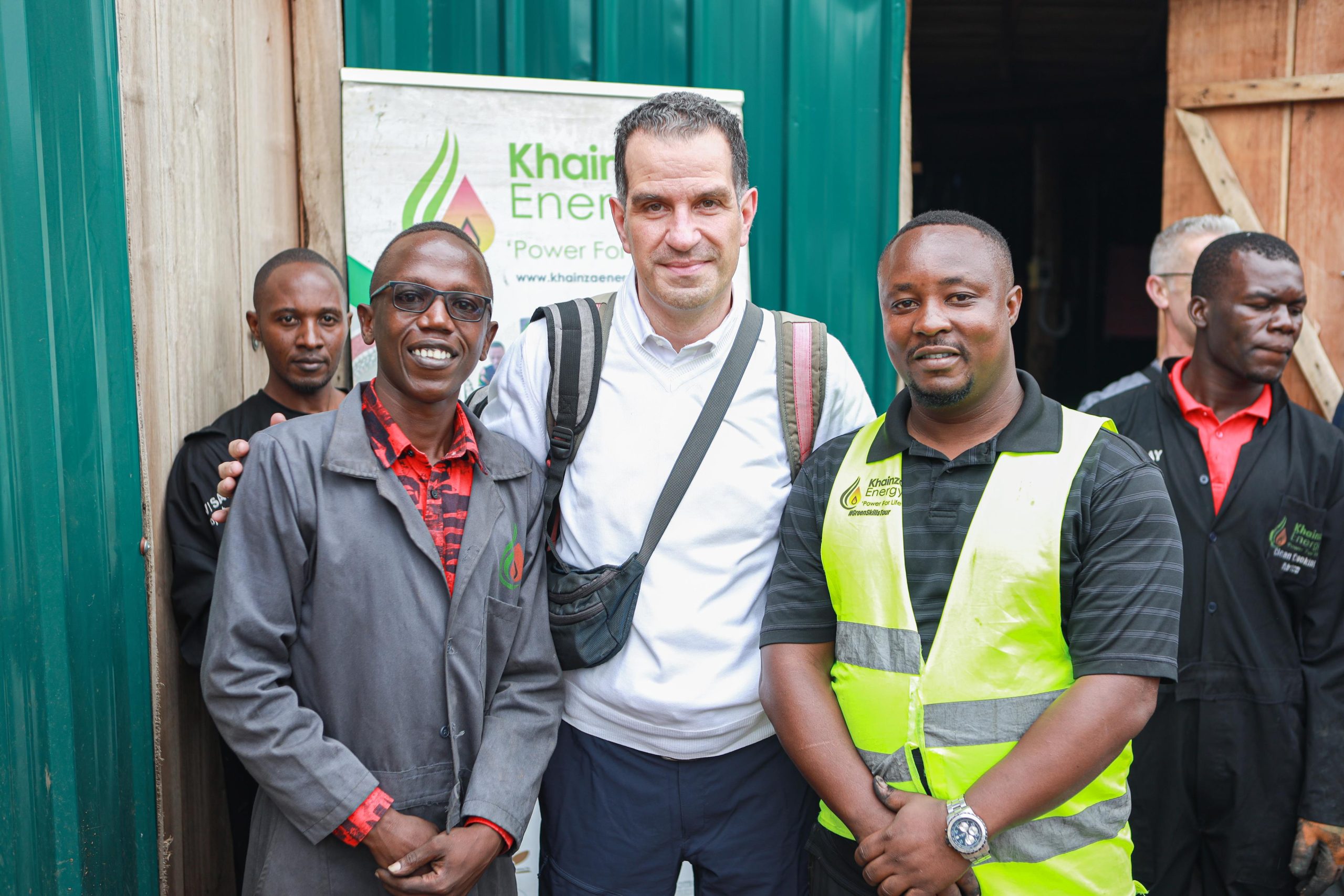 Sacchi in visita all'azienda Khainza Energy a Kampala
