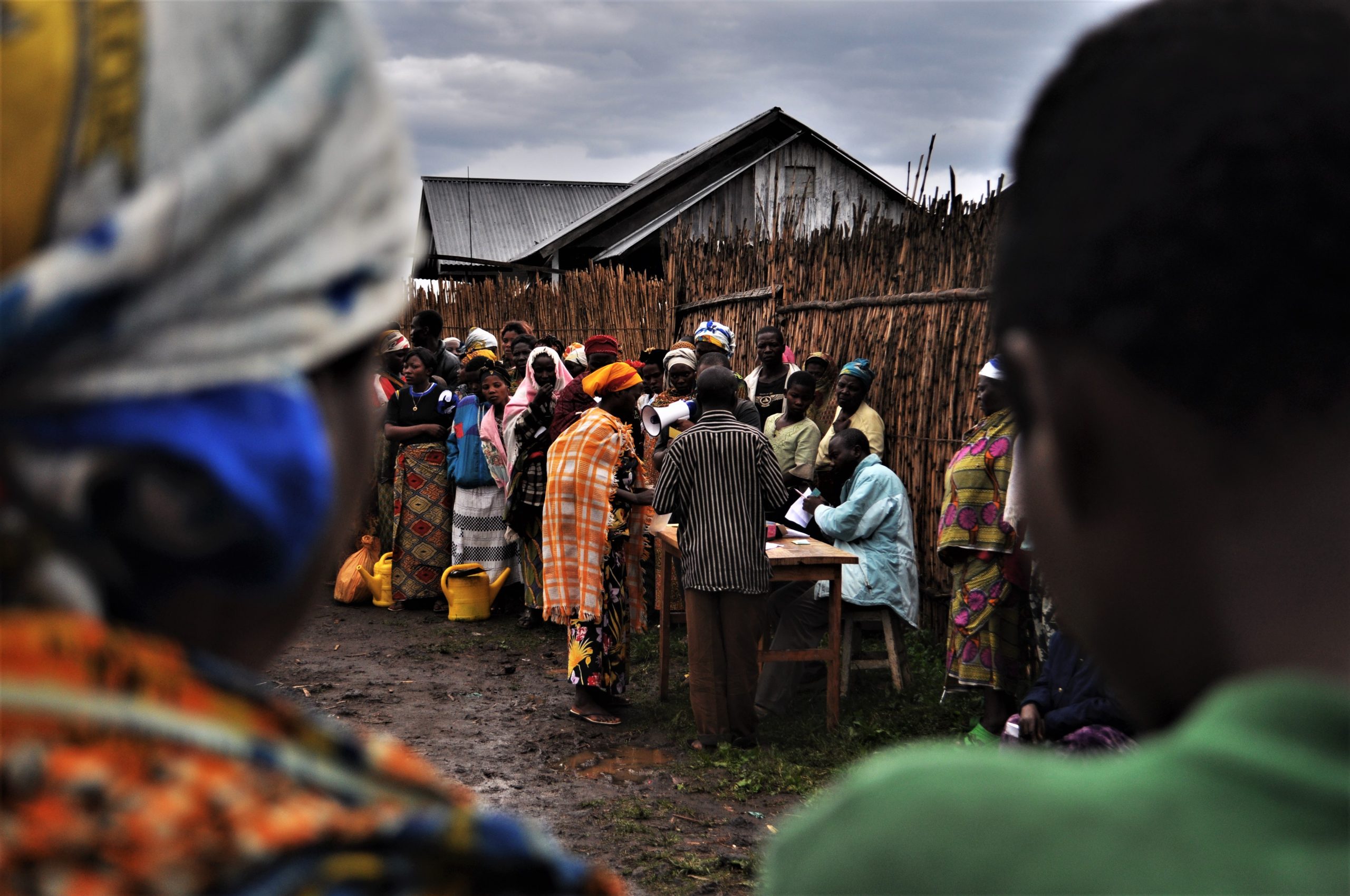 Nicola Pin - ho lavorato per AVSI in RDC tra il 2009 e il 2011. Mia moglie Maria Elena Latini (AVSI staff) mi ha detto dell'iniziativa cosi' condivido con voi alcune foto scattate in Congo da me.