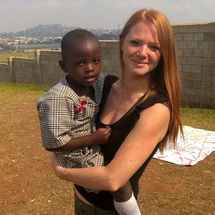 Eleonora Salvi - Sono foto di un viaggio che io e mio marito abbiamo fatto in Uganda nel 2017 dove abbiamo avuto occasione di visitare il progetto delle scuole Luigi Giussani.