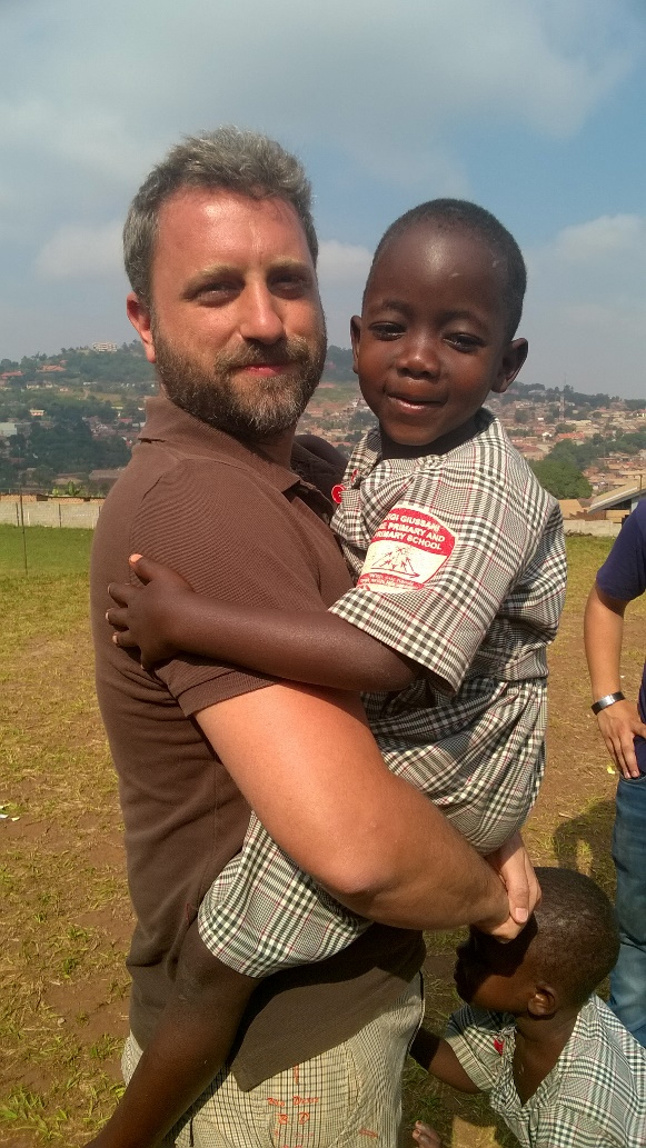 Eleonora Salvi - Sono foto di un viaggio che io e mio marito abbiamo fatto in Uganda nel 2017 dove abbiamo avuto occasione di visitare il progetto delle scuole Luigi Giussani.