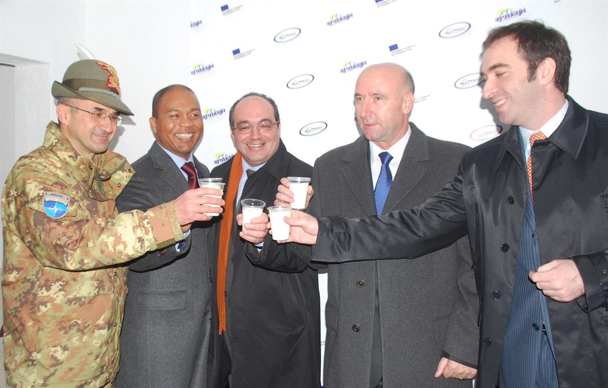 Inaugurazione Centro Raccolta Latte Per Il Kosovo